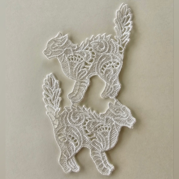 🐈‍⬛ White Scaredy-Cats Silouette Lace Patch Set - Picture 3 of 7